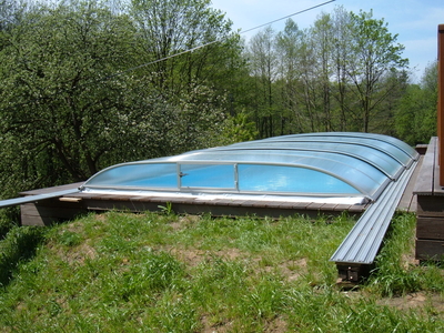 nízké zakrytí bazénu Janovice